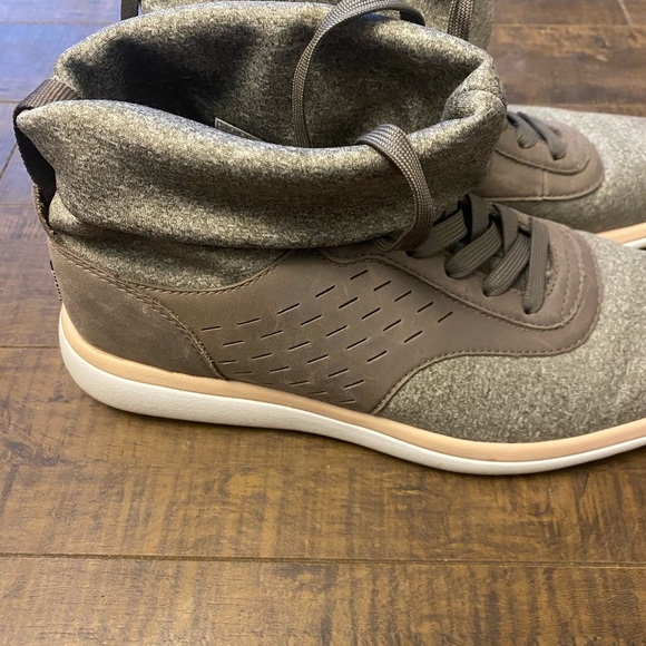 UGG Islay Leather spandex knit Mole high top Sneakers - Picture 4 of 11